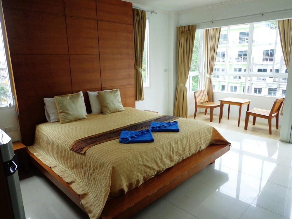 Sukcheewa Residence Phuket Patong Eksteriør billede
