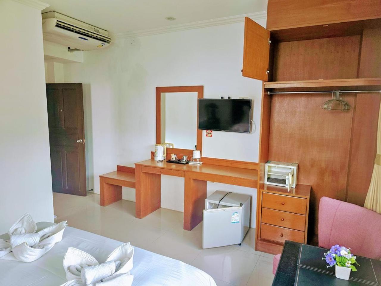 Sukcheewa Residence Phuket Patong Eksteriør billede