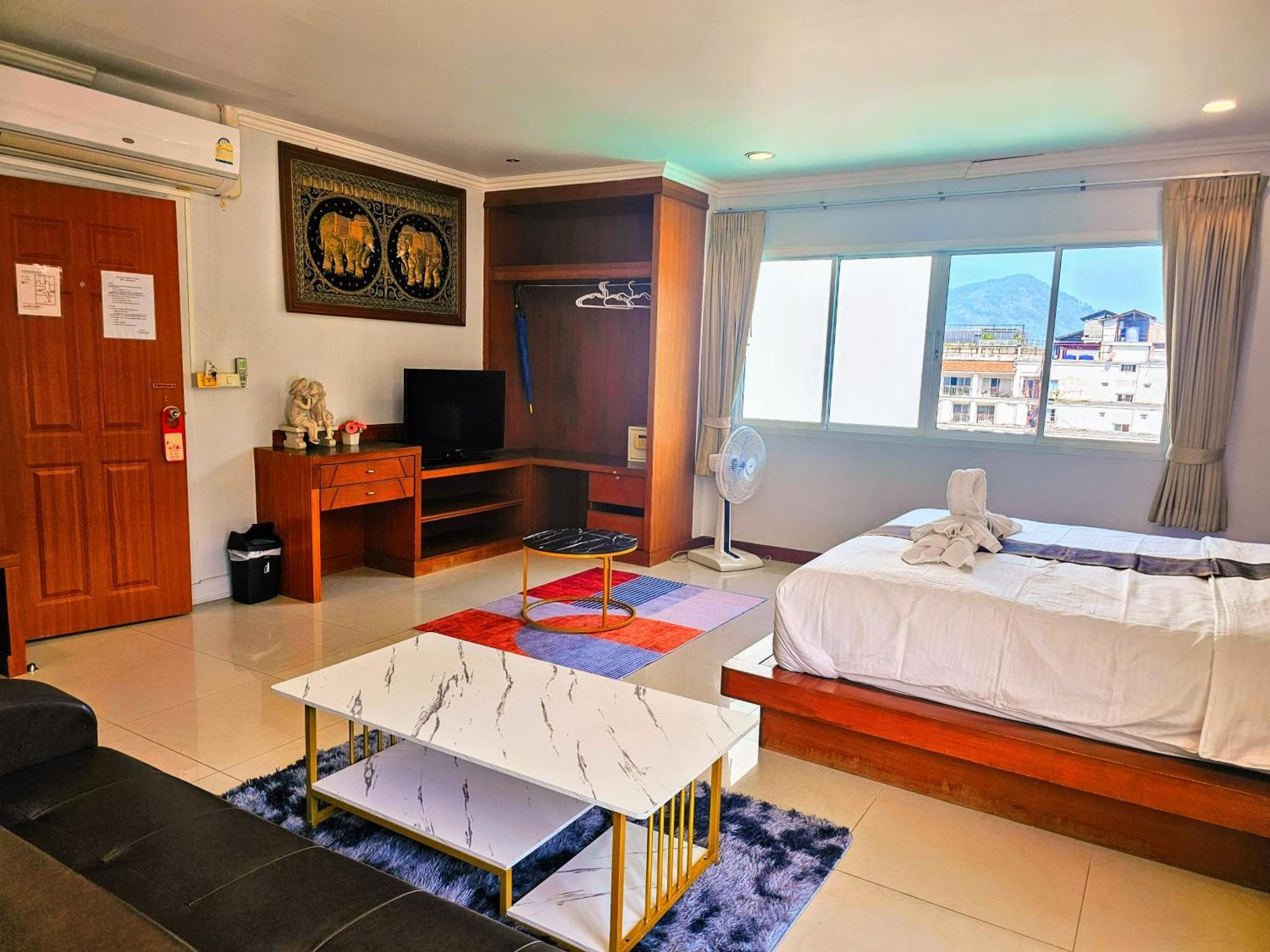 Sukcheewa Residence Phuket Patong Eksteriør billede